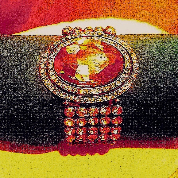 Gold Crystal Stretch Statement Bracelet with Amber Center Stone. - Picture 1 of 4